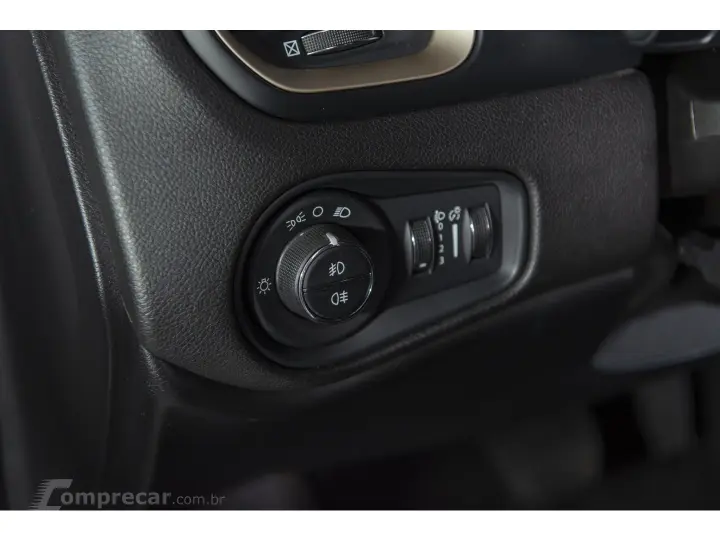 RENEGADE 1.8 16V FLEX 4P AUTOMÁTICO