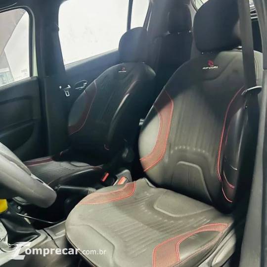 SANDERO STEP 16
