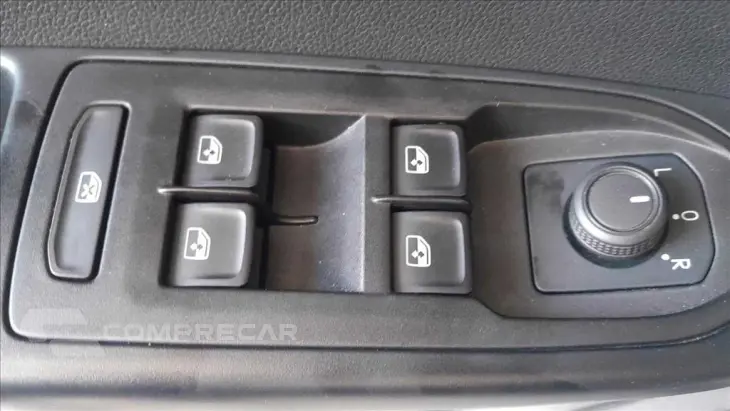 TAOS 1.4 250 TSI TOTAL FLEX COMFORTLINE AUTOMÁTICO