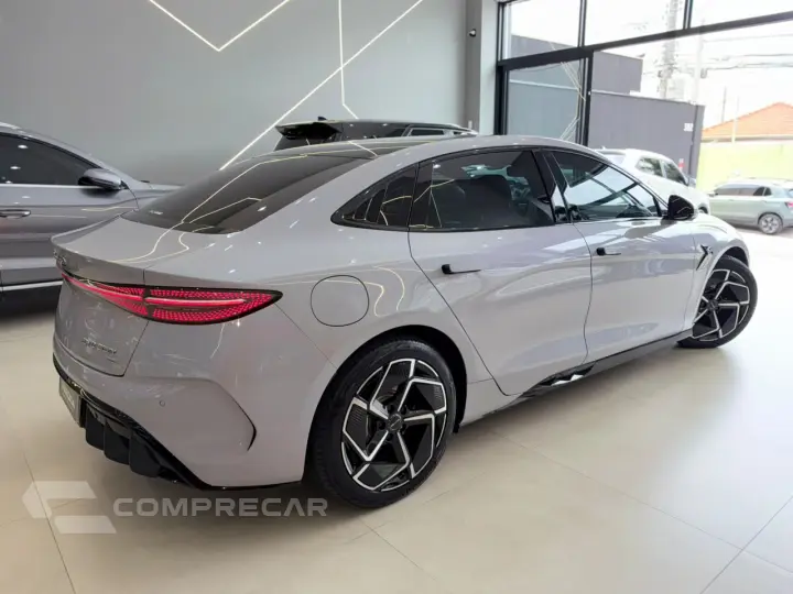SEAL 82,5 KW AWD