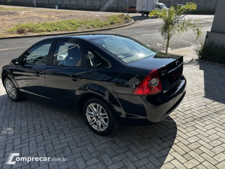 FOCUS 2.0 S Sedan 16V