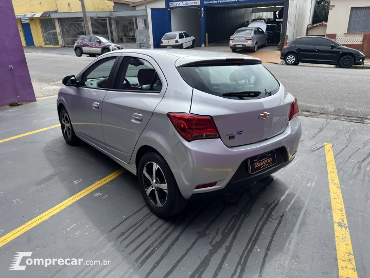 ONIX 1.4 MPFI LTZ 8V
