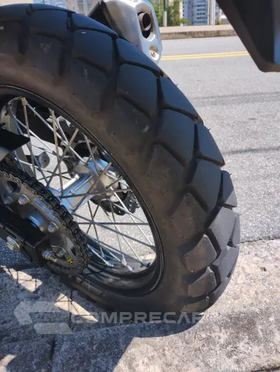 Versys 300