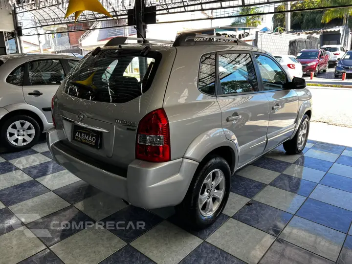 TUCSON 2.0 MPFI GLS TOP 16V 143cv 2WD
