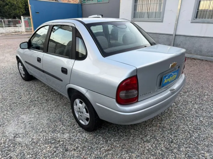 Classic Sedan 1.0 4P VHCE FLEX LS