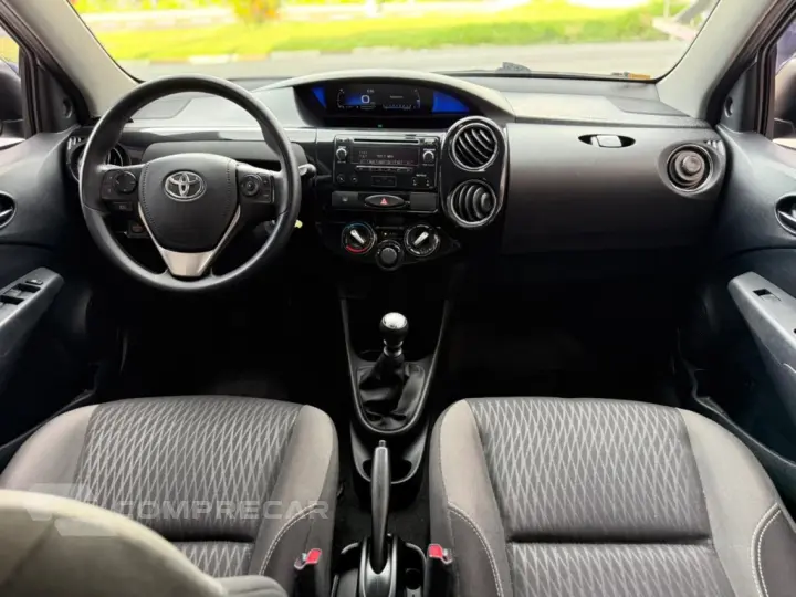 ETIOS 1.5 XS 16V FLEX 4P MANUAL