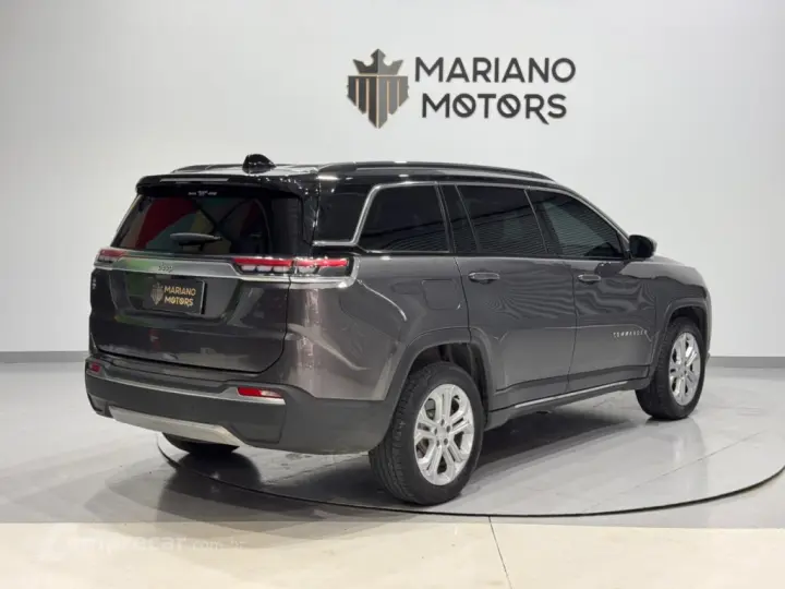 COMMANDER 1.3 T270 TURBO FLEX LONGITUDE AT6