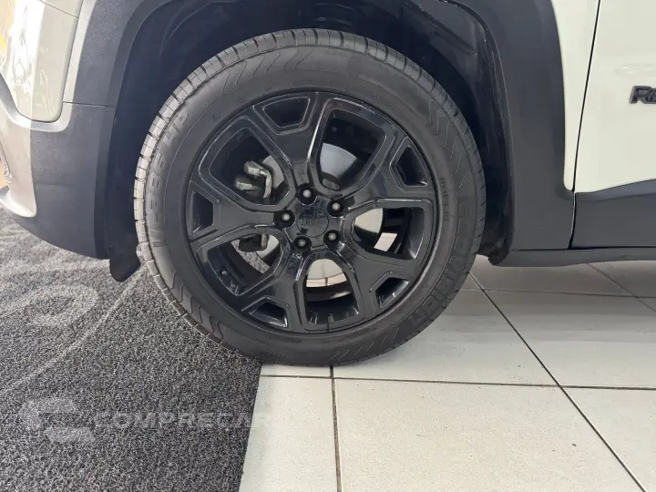 RENEGADE 1.8 16V Night Eagle