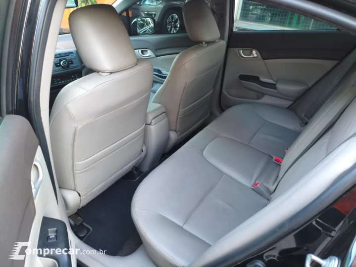 Civic 2.0 16V 4P EXL FLEX  AUTOMÁTICO CVT
