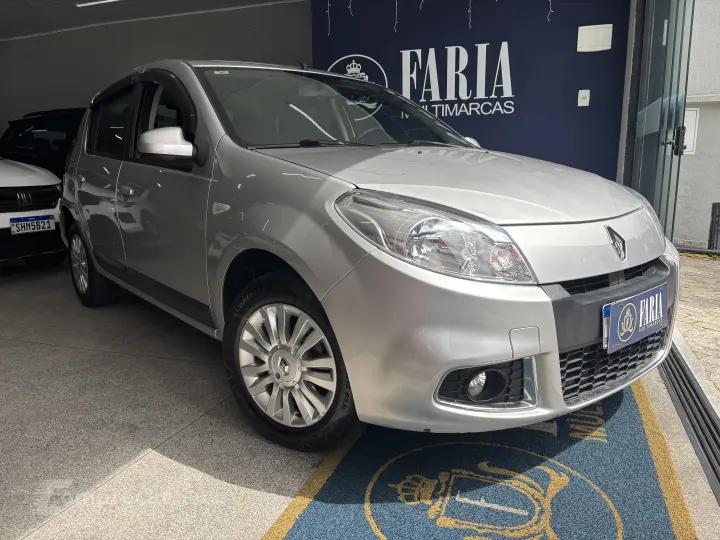 SANDERO Privilège Hi-Flex 1.6 8V 5p