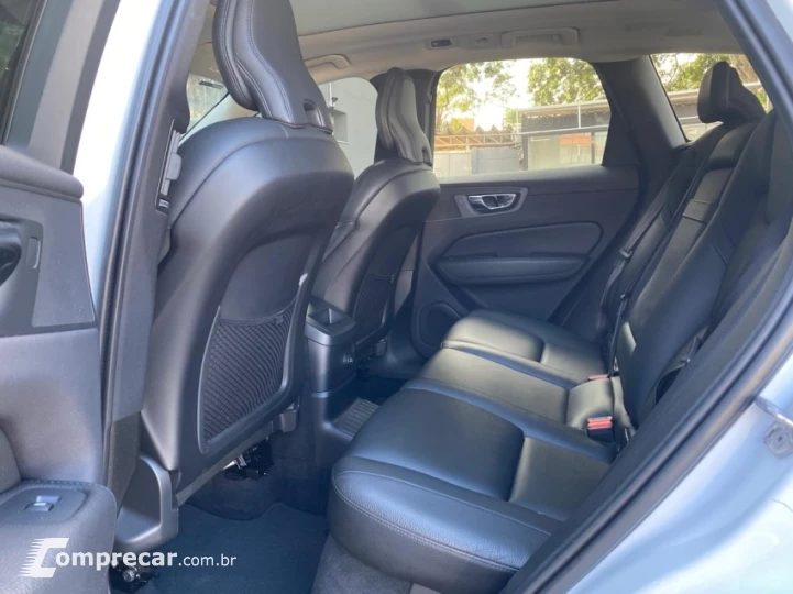 XC60 2.0 T8 Hybrid Momentum AWD Geartronic