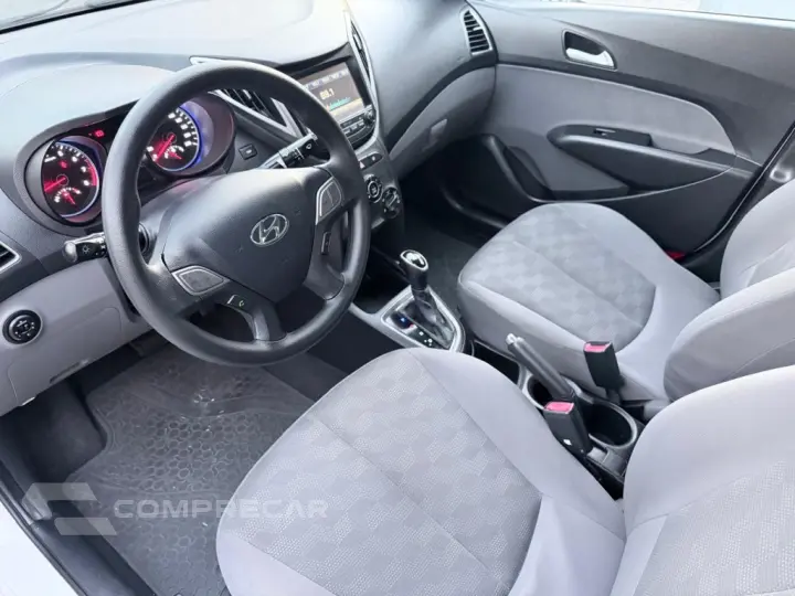 HB20S 1.6 COMFORT PLUS 16V FLEX 4P AUTOMÁTICO