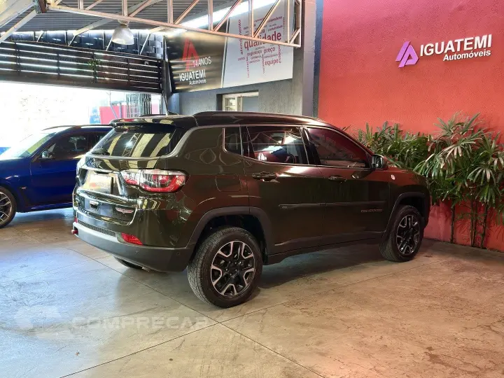 COMPASS 2.0 16V DIESEL TRAILHAWK 4X4 AUTOMÁTICO