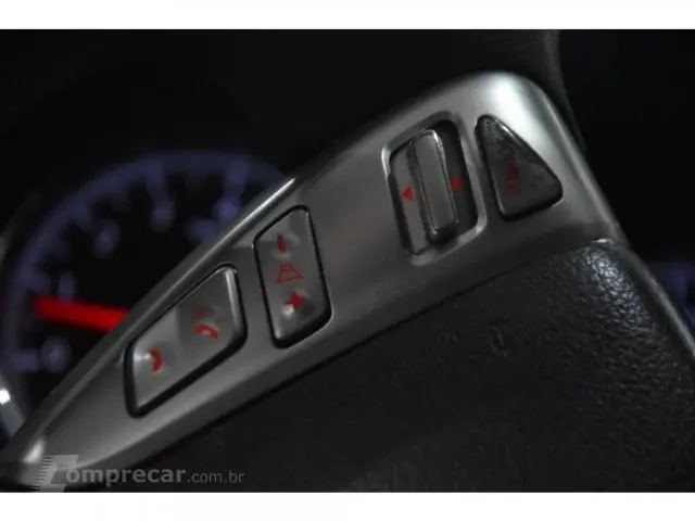 VERSA - 1.6 16V SL 4P MANUAL