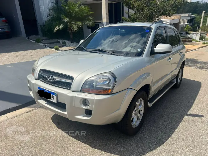TUCSON 2.0 MPFI GLS 4X2 16V 143cv 2WD
