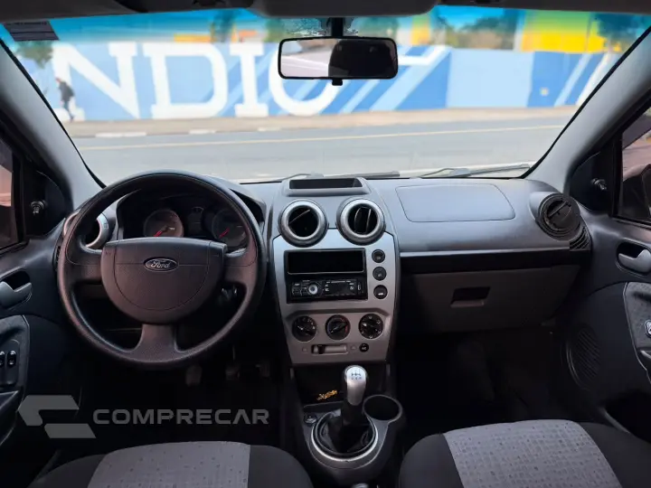 FIESTA SEDAN 1.6