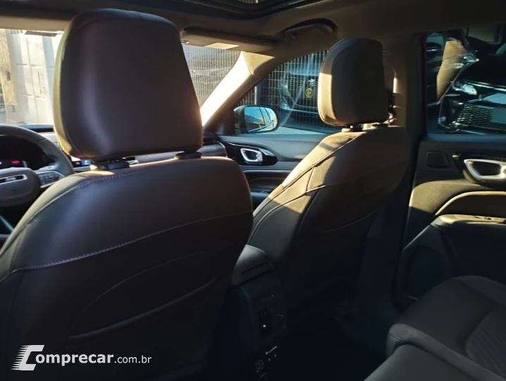 Commander 2.0 16V 4P TD380 OVERLAND TURBO DIESEL AUTOMÁTICO