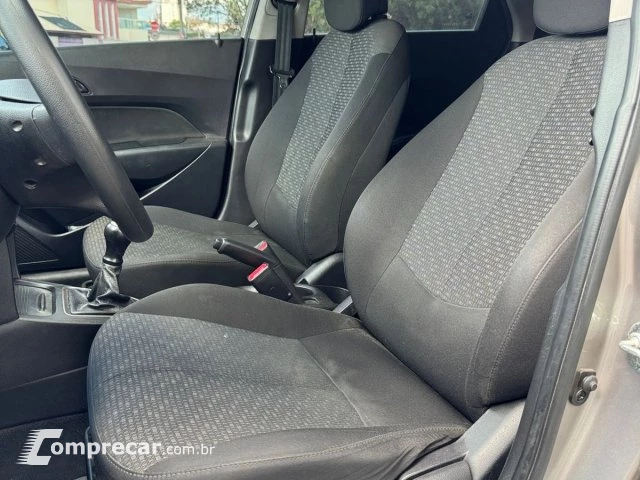 HB20 - 1.0 COMFORT 12V 4P MANUAL