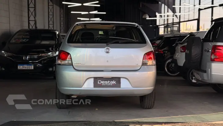 Palio ELX 1.4 Fire/30 Anos F. Flex 8V 4p