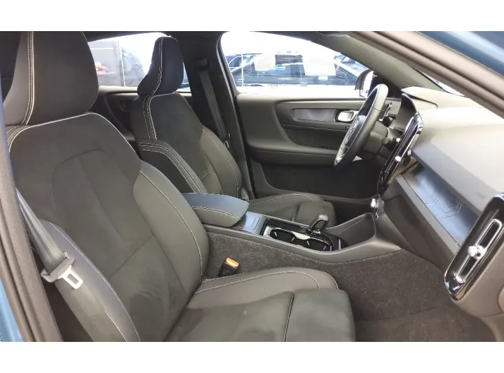 C40 P8 RECHARGE TWIN ELECTRIC ULTIMATE AWD