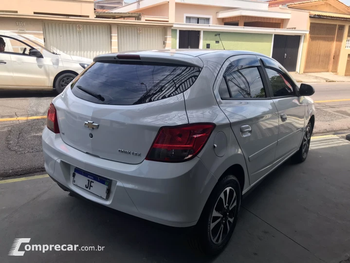 ONIX 1.4 MPFI LTZ 8V