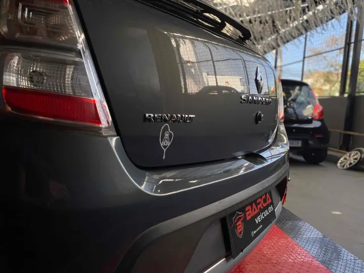 SANDERO 1.6 STEPWAY 8V FLEX 4P MANUAL