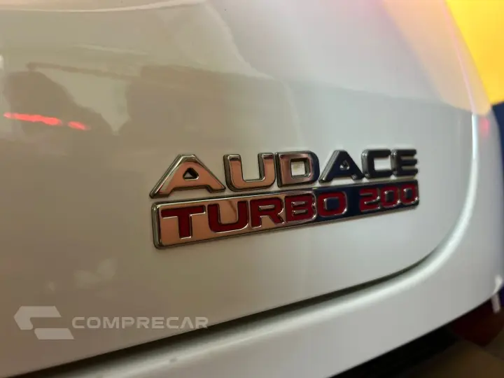 Fastback Audace 1.0 200 T. Flex Aut