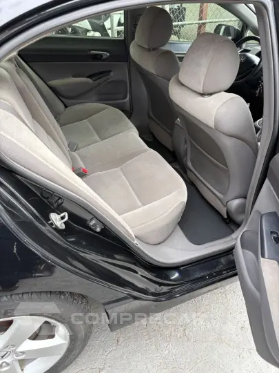 Civic 1.8 16V 4P FLEX LXS AUTOMÁTICO