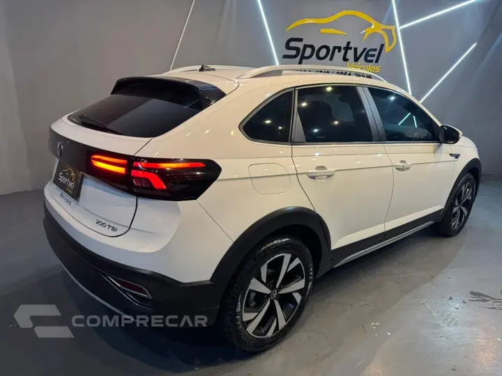 Nivus 1.0 200 Tsi Total Flex Highline Automático