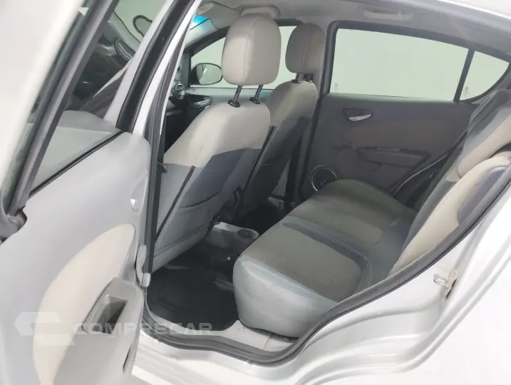 PALIO 1.6 MPI Essence 16V