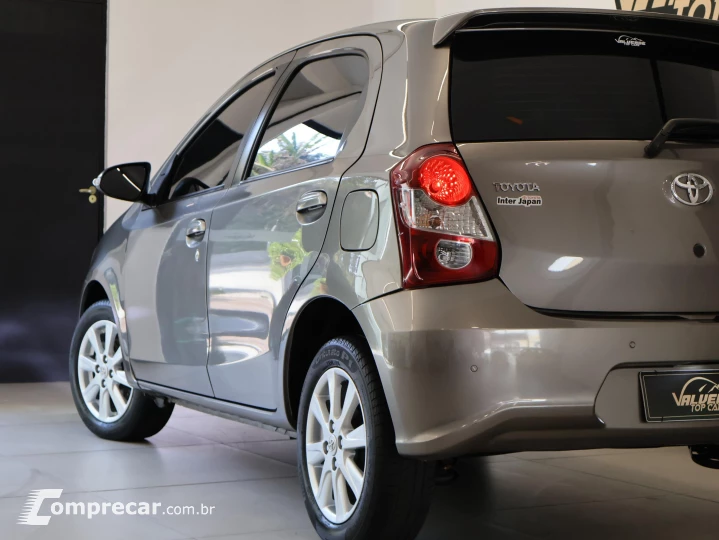 ETIOS 1.5 X Plus 16V