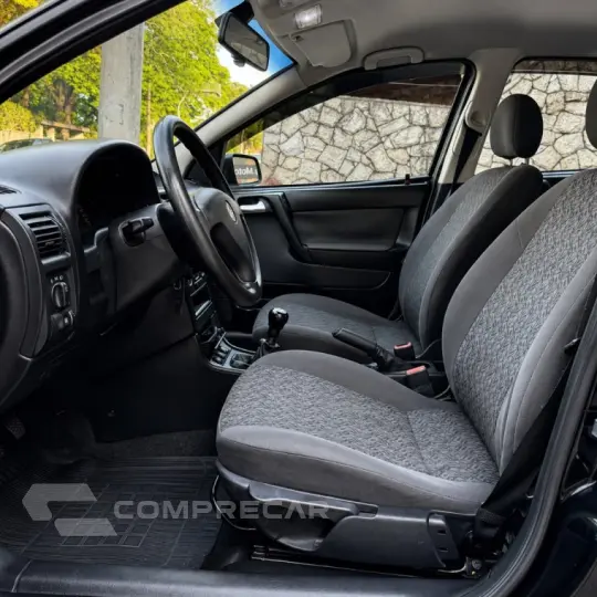 ASTRA 2.0 MPFI Advantage 8V