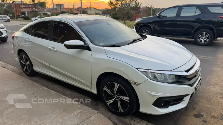 Civic 2.0 16V 4P EX FLEX  AUTOMÁTICO CVT