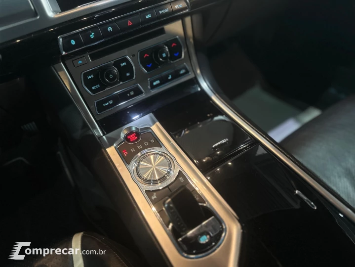 XF 3.0 PORTFOLIO V6 SUPERCHARGED GASOLINA 4P AUTOMÁTICO