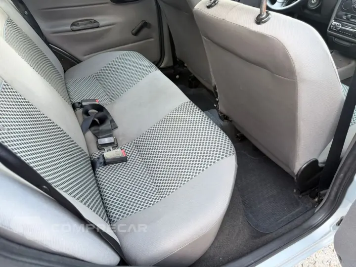 Classic Sedan 1.0 4P VHCE FLEX LS