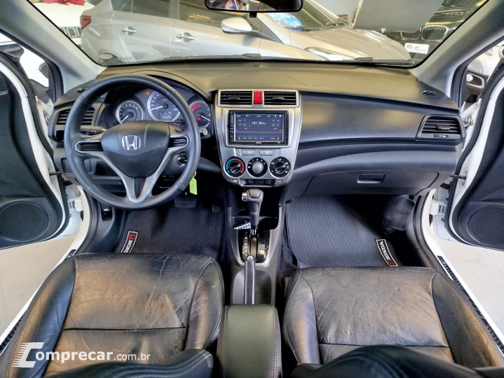 CITY 1.5 LX Sedan 16V