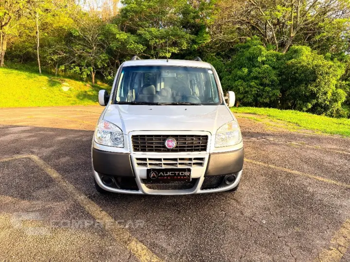 Doblo ESSENCE 1.8 Flex 16V 5p