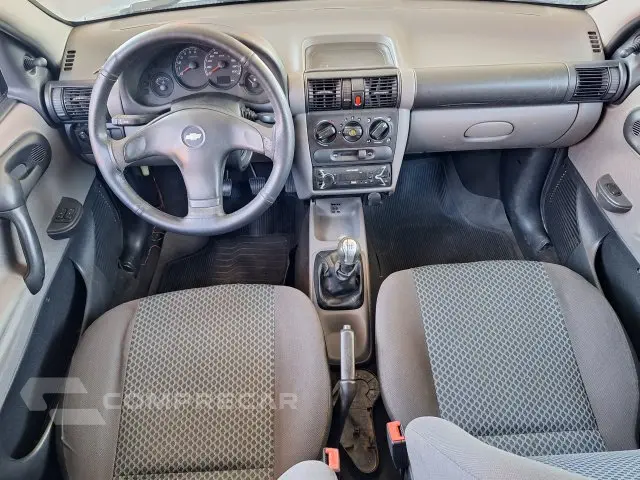 CLASSIC - 1.0 MPFI LS 8V 4P MANUAL