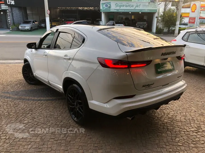 Fastback 1.3 Turbo 270 Flex Abarth At6