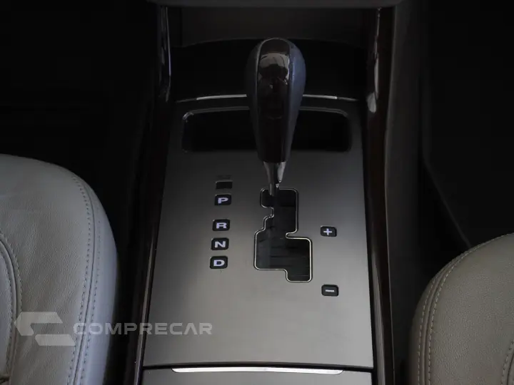 AZERA 3.3 MPFI GLS SEDAN V6 24V GASOLINA 4P AUTOMÁTICO