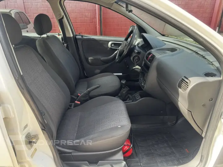 Corsa Sedan 1.4 4P MAXX FLEX