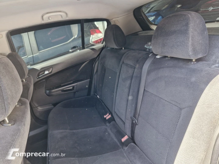 VECTRA 2.0 MPFI GT HATCH 8V FLEX 4P MANUAL