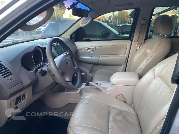 HILUX SW4 3.0 4X4 8V Turbo