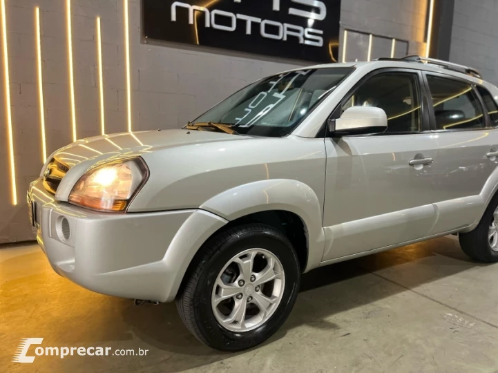 TUCSON 2.0 MPFI GLS 4X2 16V 143cv 2WD