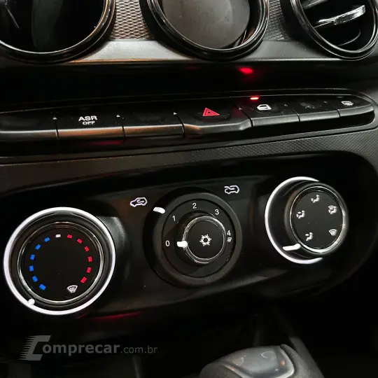 CRONOS DRIVE 1.3 8V Flex Aut.