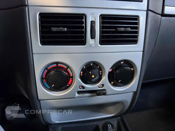 PALIO 1.4 MPI ELX 8V FLEX 4P MANUAL