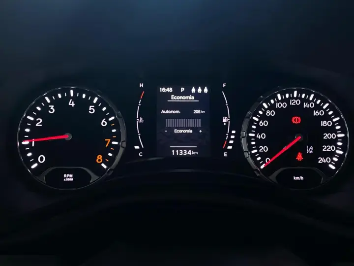 Renegade T270 1.3 TB 4x2 Flex Aut.