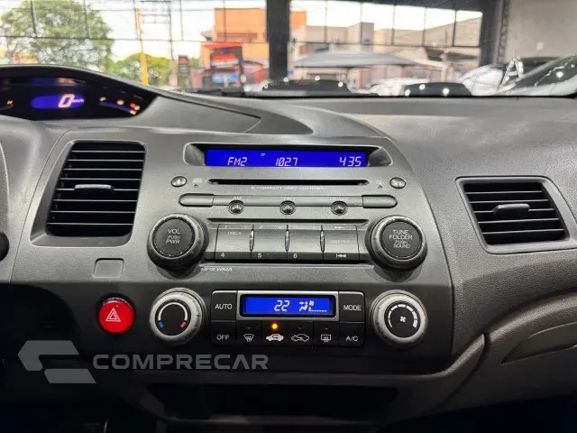 CIVIC - 1.8 EXS 16V 4P AUTOMÁTICO