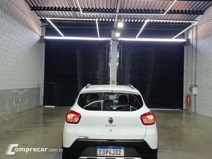 Kwid 1.0 12V Sce Flex Outsider Manual