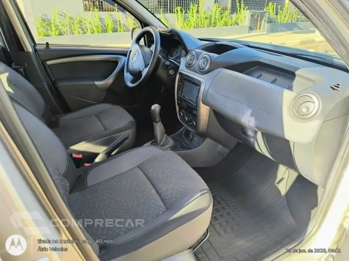 DUSTER Expression 1.6 Hi-Flex 16V Mec.